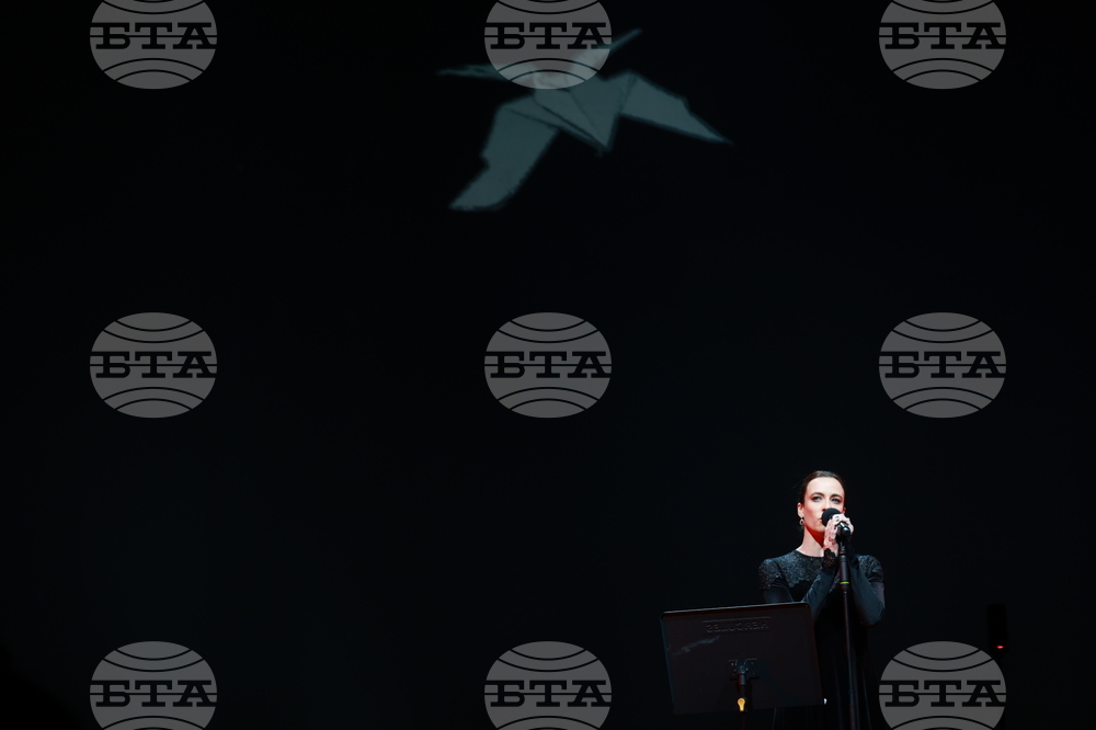 Спектакъл - ПоетиТе и сезоните