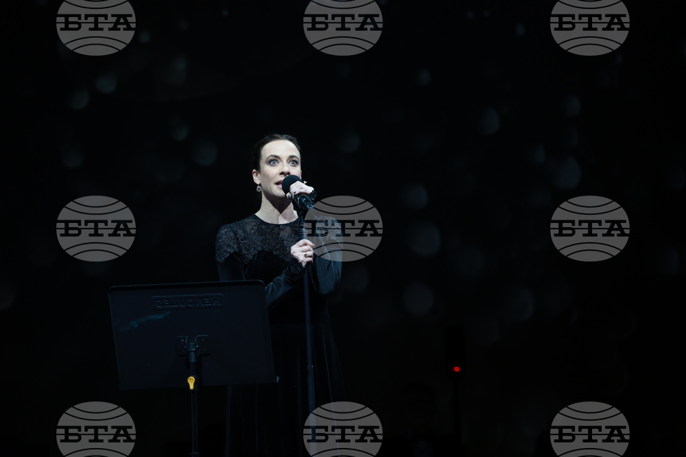 Спектакъл - ПоетиТе и сезоните