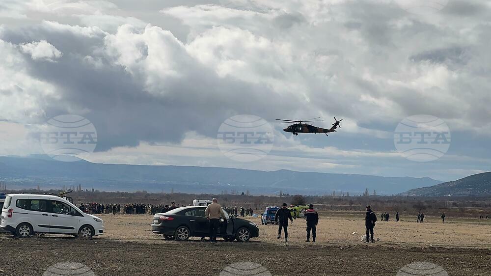 Шестима военни загинаха при сблъсък на два военни хеликоптера в Югозападна Турция
