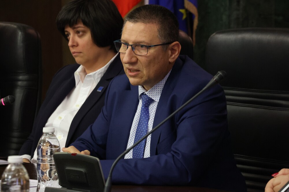 Борислав Сарафов препоръча на прокурорите да искат постоянен арест на шофьори, употребили алкохол или наркотици и причинили смърт