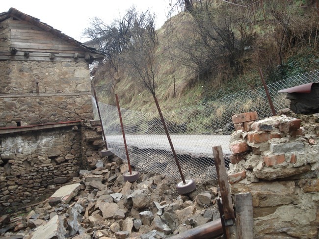 Продължава изпълнението на важни инфраструктурни проекти в oбщина Чепеларе