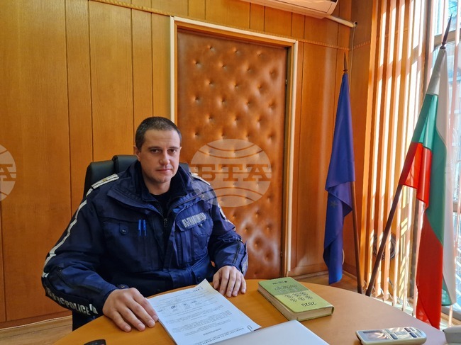 Разследват неправоспособен водач, катастрофирал с висока скорост в ограда, под въздействие на алкохол и наркотици