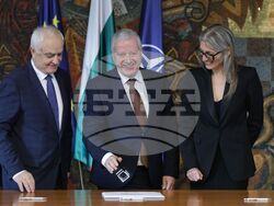 „20 години от присъединяването на Република България към НАТО“ - пощенска марка и специален пощенски печат