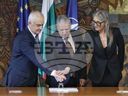 „20 години от присъединяването на Република България към НАТО“ - пощенска марка и специален пощенски печат