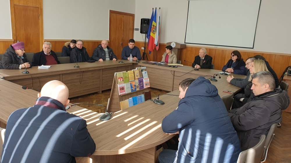 Председателят на парламентарната комисия за българите извън страната Антоанета Цонева посети Тараклийския държавен университет