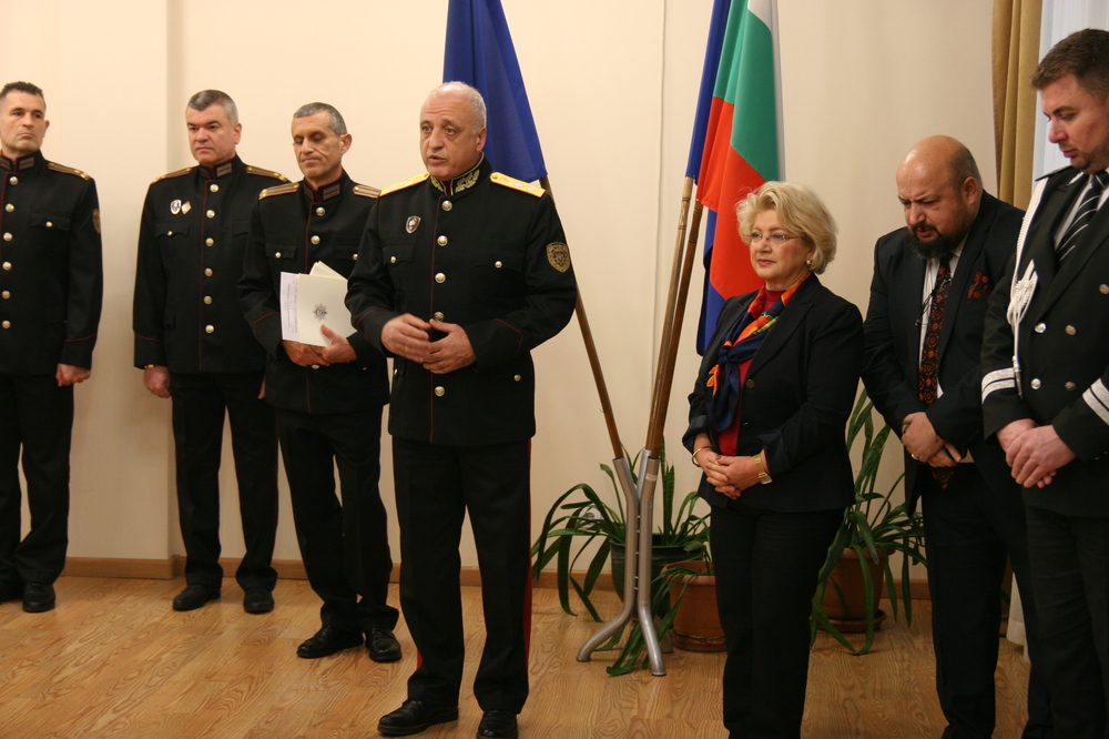 Protection Services of Bulgaria, Romania Report Good Cooperation