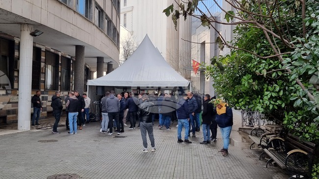 Северна Македония - „Езикова Стража" 