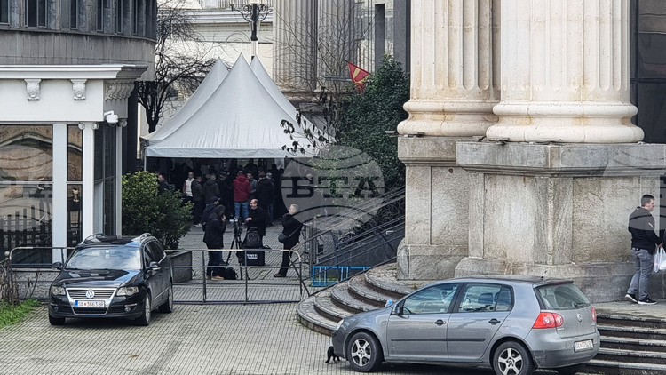 Constitutional Court in Skopje to Look into Constitutionality of Language Use Law after Hearing Experts