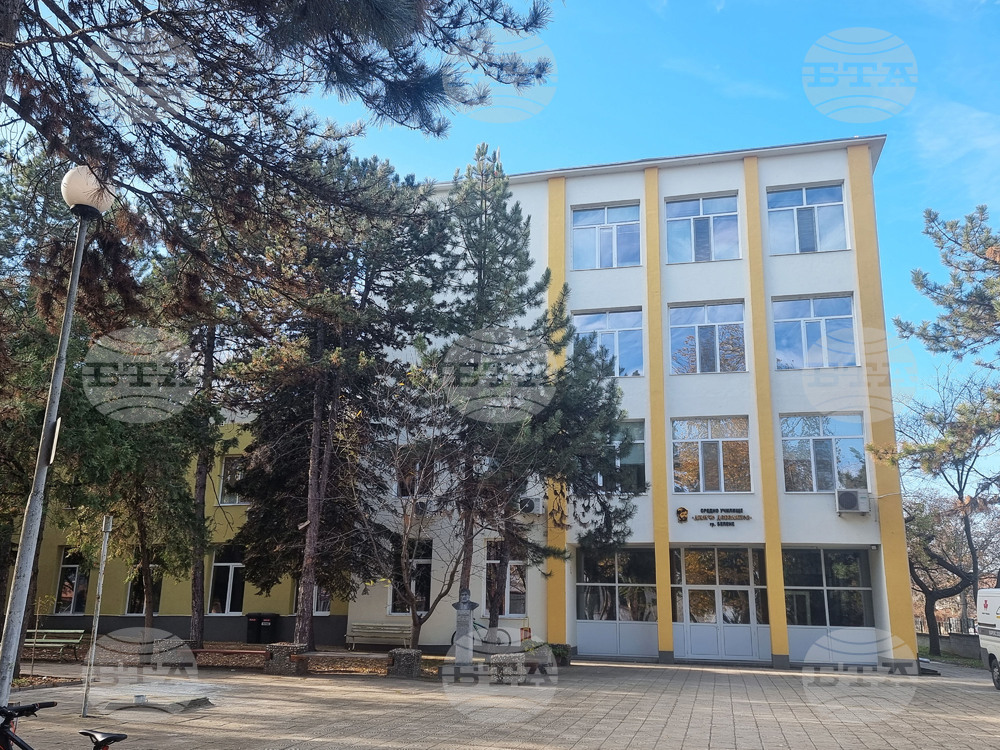 В област Плевен 14 училища са одобрени за участие в Националната програма „България – образователни маршрути“