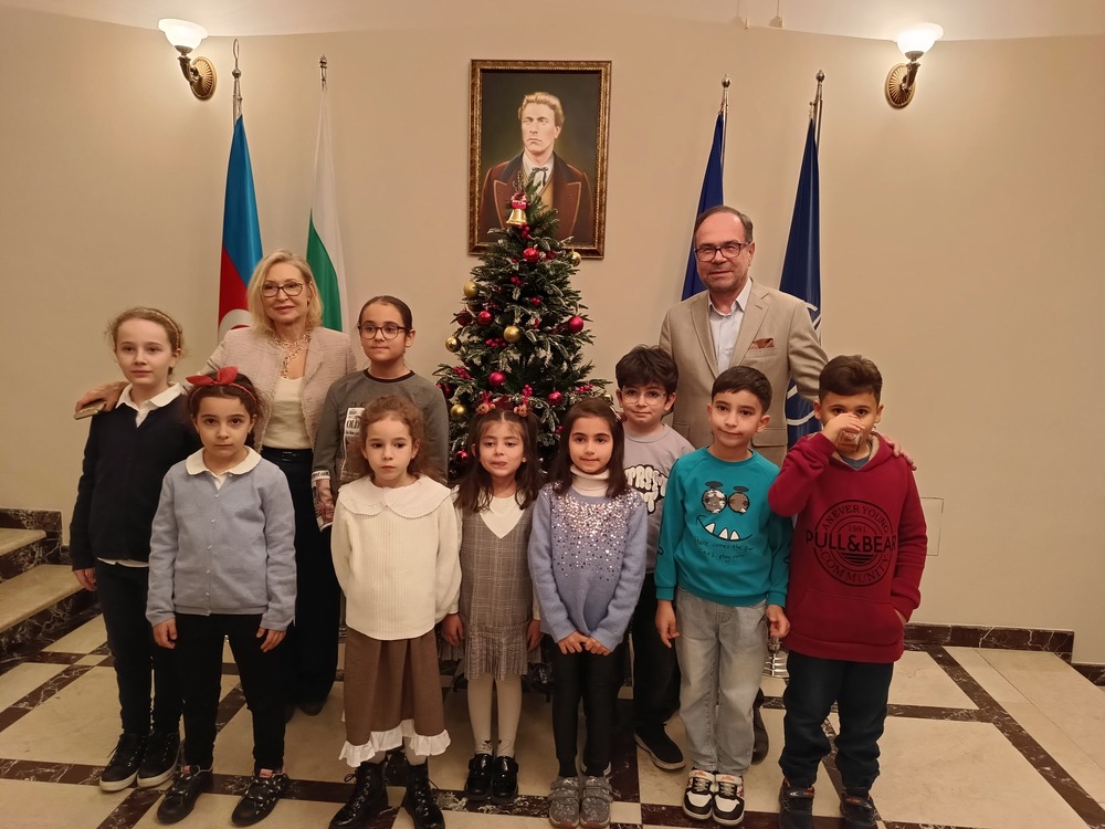 Прием на българската общност по случай предстоящите Коледа и Нова година се състоя на 7 декември в Посолството на България в Баку