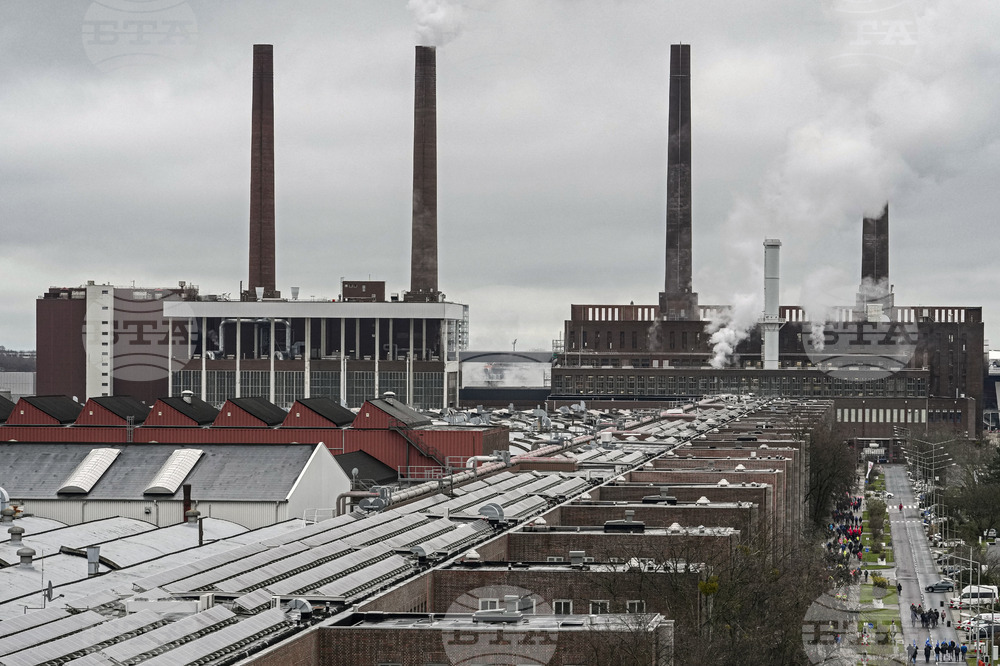 Промишленото производство в Германия расте повече от очакваното през ноември