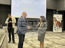 Министър Галин Цоков откри форум с участието на близо 230 директори на училища и детски градини в София. Снимка: МОН