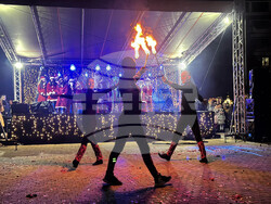 Казанлък - запалване на коледните светлини