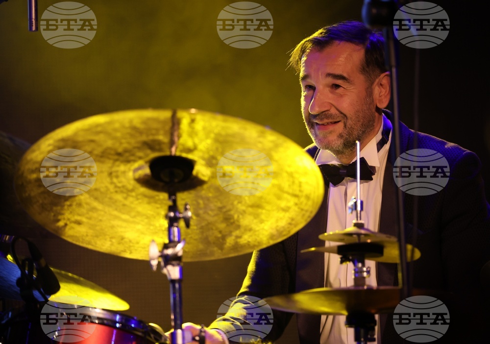 Живко Петров Трио (JP3) - Beyond the flesh - нов албум - представяне