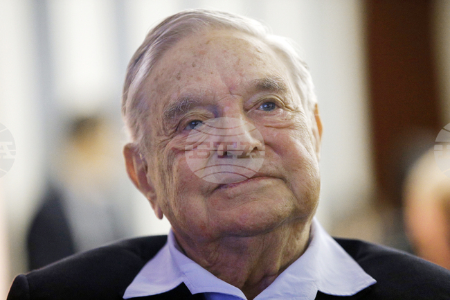 Фондацията на Сорос определи като "възмутителни и неверни" твърденията на Тръмп, че семейството подкрепя придружени с насилие протести в САЩ