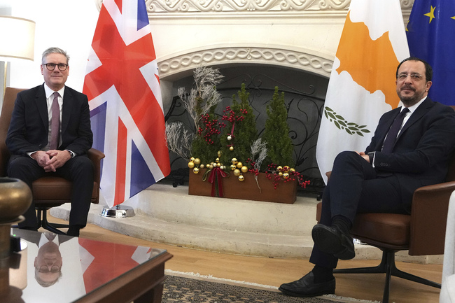 Кипърският президент и британският премиер обсъдиха ситуацията в Близкия изток и развитието на кипърския въпрос