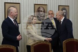 Президент - ГЕРБ-СДС - консултации