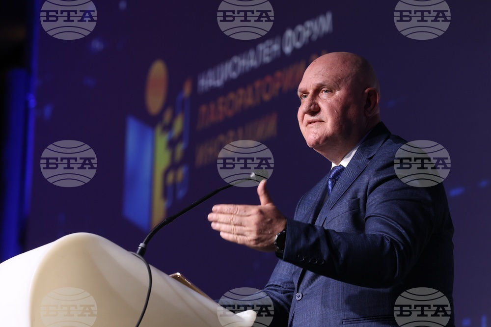 National Forum Looks at School Innovations as Engines for Development of Education System