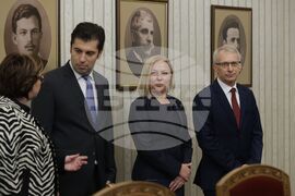 Президент - ПП-ДБ - консултации