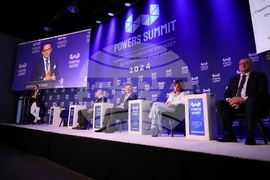 „Пауърс Съмит" - форум