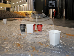 Варна - сцена „Филиал“ на Варненския драматичен театър „Стоян Бъчваров“ - теч от покрива