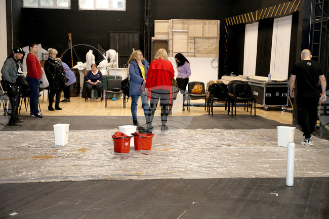 Варна - сцена „Филиал“ на Варненския драматичен театър „Стоян Бъчваров“ - теч от покрива