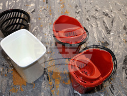 Варна - сцена „Филиал“ на Варненския драматичен театър „Стоян Бъчваров“ - теч от покрива