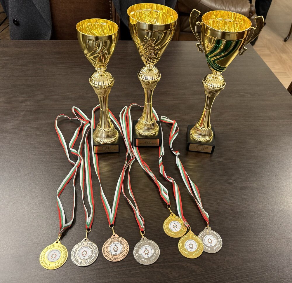 Община Русе: Пенчо Милков се срещна с русенските шампиони по полицейска лична защита и карате