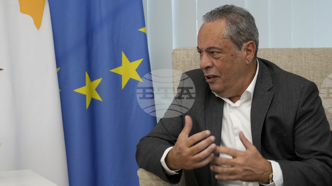 Министрите на отбраната на Кипър и Великобритания обсъдиха засилване на сътрудничеството по въпросите за сигурността