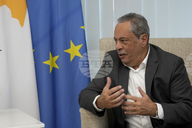 Министрите на отбраната на Кипър и Великобритания обсъдиха засилване на сътрудничеството по въпросите за сигурността