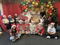 Благотворителен коледен базар организираха от Първо българско училище „Иван Вазов” в град Арма, Северна Ирландия