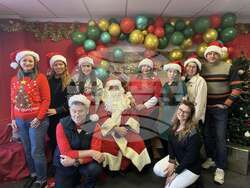 Благотворителен коледен базар организираха от Първо българско училище „Иван Вазов” в град Арма, Северна Ирландия