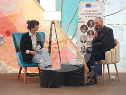 Коледен панаир на книгата - срещи с писатели - Лана Басташич