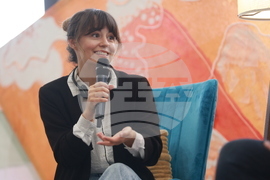 Коледен панаир на книгата - срещи с писатели - Лана Басташич