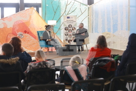 Коледен панаир на книгата - срещи с писатели - Лана Басташич