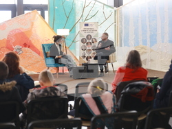 Коледен панаир на книгата - срещи с писатели - Лана Басташич