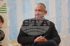 Коледен панаир на книгата - срещи с писатели - Лана Басташич