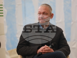 Коледен панаир на книгата - срещи с писатели - Лана Басташич