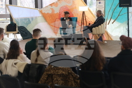 Коледен панаир на книгата - срещи с писатели - Лана Басташич