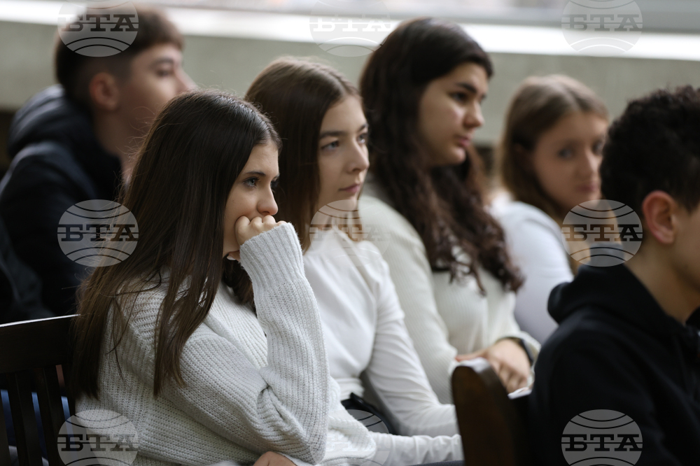 Под надслов „Бизнесът е игра, която учим заедно“ в Благоевград организират детски бизнес клуб