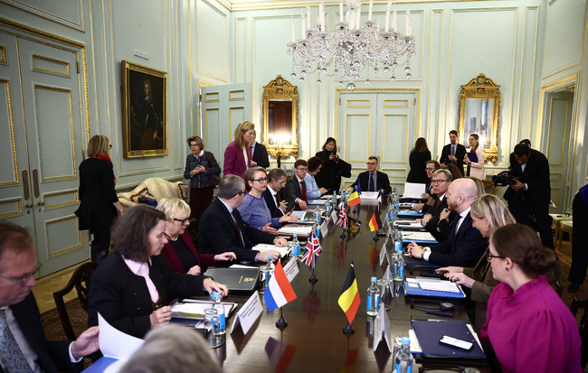 Белга: Великобритания, Германия, Франция, Нидерландия и Белгия обединяват усилия срещу нелегалното прехвърляне на мигранти