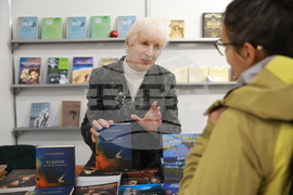 Коледен панаир на книгата - Роза Боянова