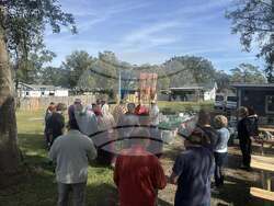 Празникът на свети Николай Чудотворец бе отбелязан в Българската православна църква „Свети Георги Победоносец“ в Орландо