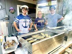 Празникът на свети Николай Чудотворец бе отбелязан в Българската православна църква „Свети Георги Победоносец“ в Орландо