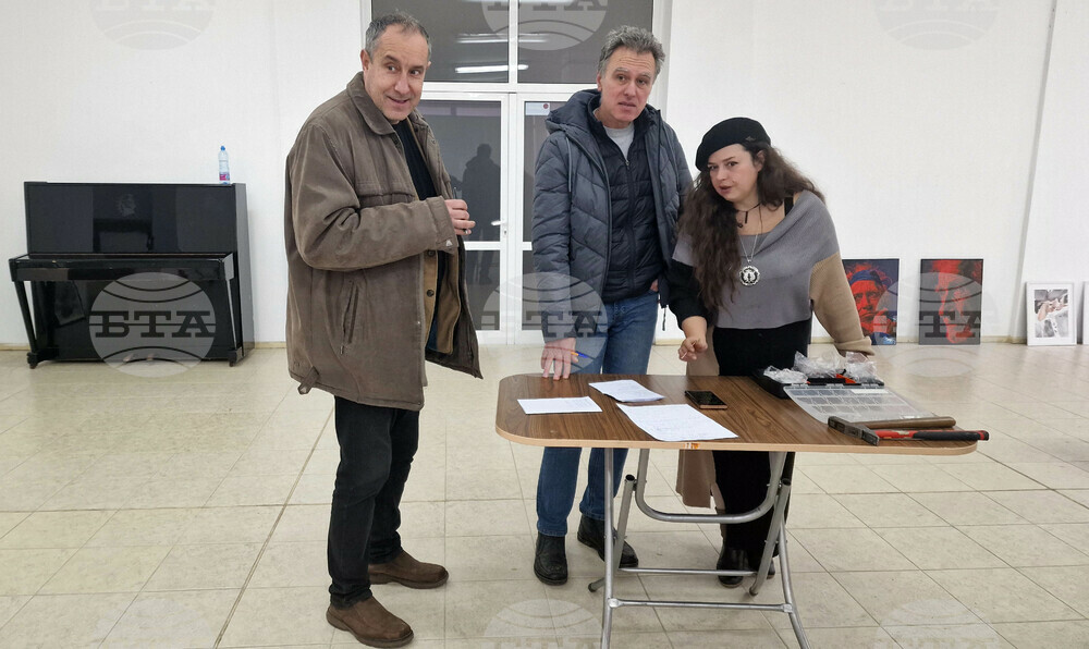 Изложба "Зимен салон" ще бъде открита на 12 декември в Художествена галерия "Елена Карамихайлова" в Шумен