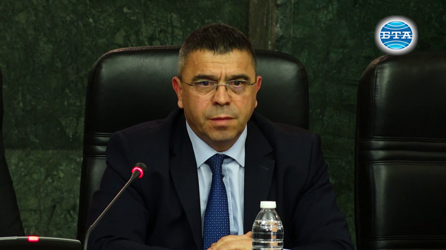 МВР проверява случая с BETL, постъпили са над 20 сигнала, съобщи министър Атанас Илков