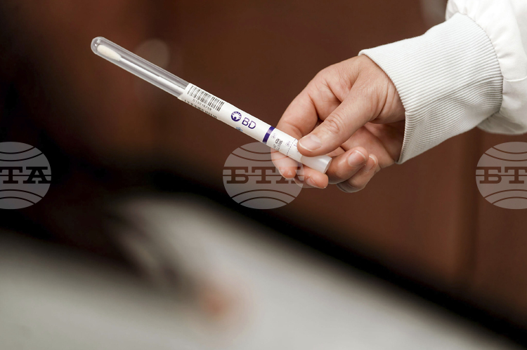 Жените които са получили ваксина срещу човешкия папилома вирус HPV