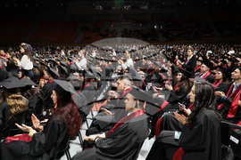 Пловдив - Медицински университет - абсолвенти - дипломи - тържествена церемония