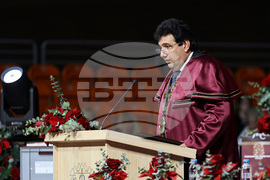 Пловдив - Медицински университет - абсолвенти - дипломи - тържествена церемония