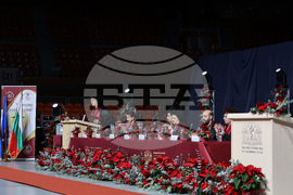 Пловдив - Медицински университет - абсолвенти - дипломи - тържествена церемония